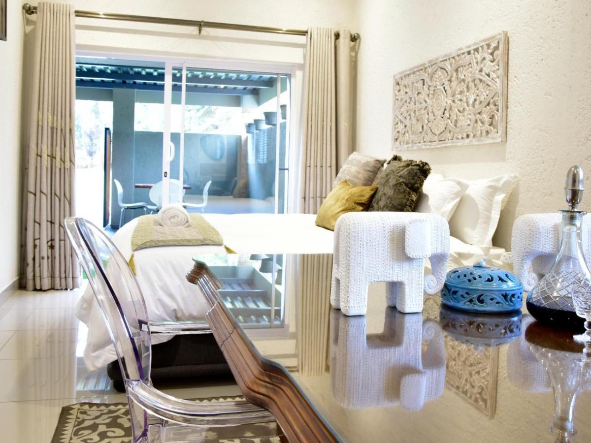 Five O'Clock Zen Boutique Guest House เซนทูเรียน ภายนอก รูปภาพ